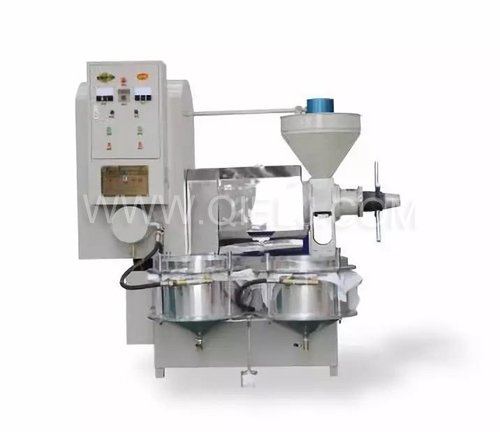 開(kāi)油坊選榨油機(jī),熱榨冷榨怎么選,企鵝糧油機(jī)械公司給您支招(圖3) 開(kāi)油坊選榨油機(jī),熱榨冷榨怎么選,企鵝糧油機(jī)械公司給您支招(圖3)